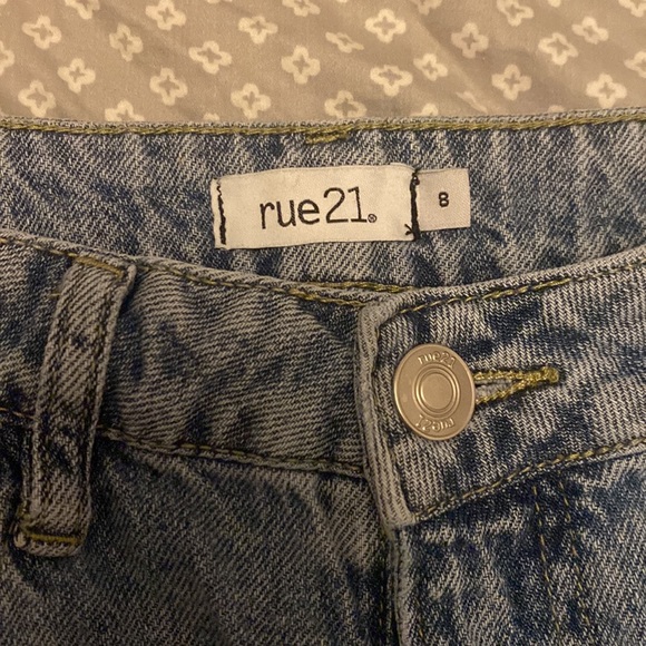 Rue 21 Painted Jeans - Picture 3 of 4